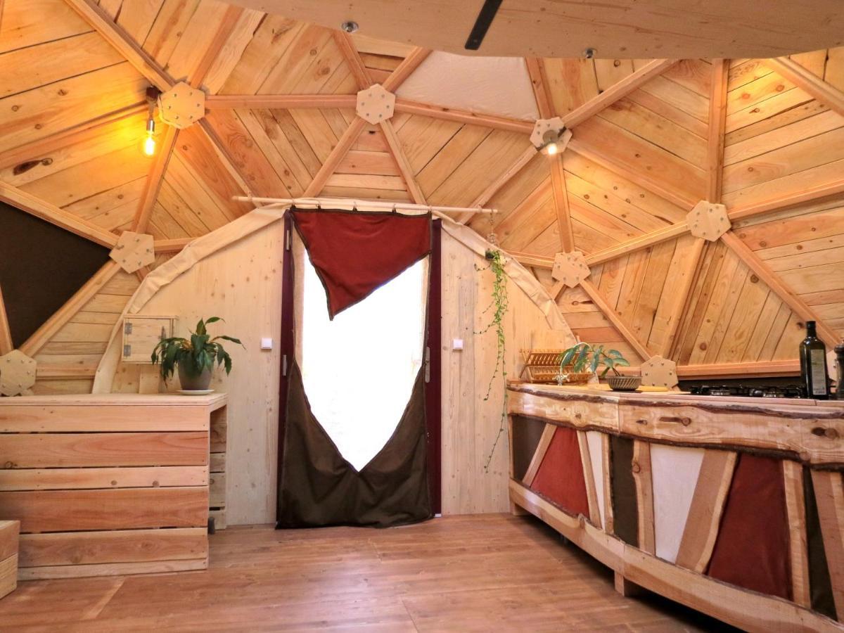 Habitat Createur - Hebergements Insolites Au Camping Municipal "Les Ecureuils" Recoubeau-Jansac Exterior photo