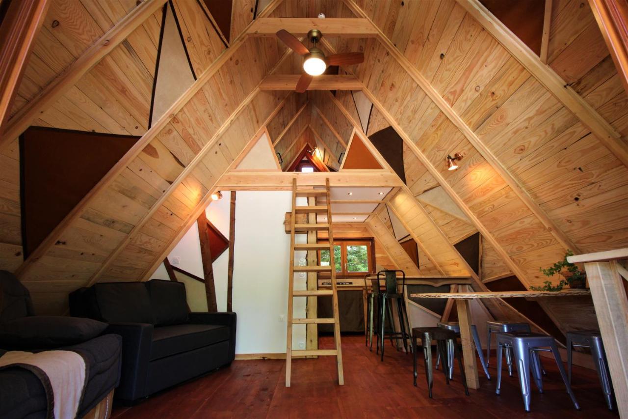 Habitat Createur - Hebergements Insolites Au Camping Municipal "Les Ecureuils" Recoubeau-Jansac Exterior photo