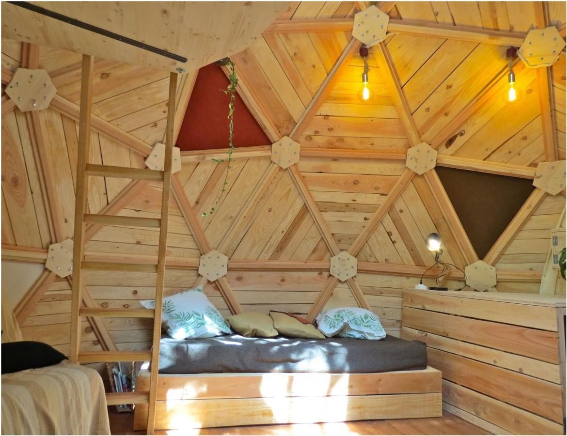 Habitat Createur - Hebergements Insolites Au Camping Municipal "Les Ecureuils" Recoubeau-Jansac Exterior photo