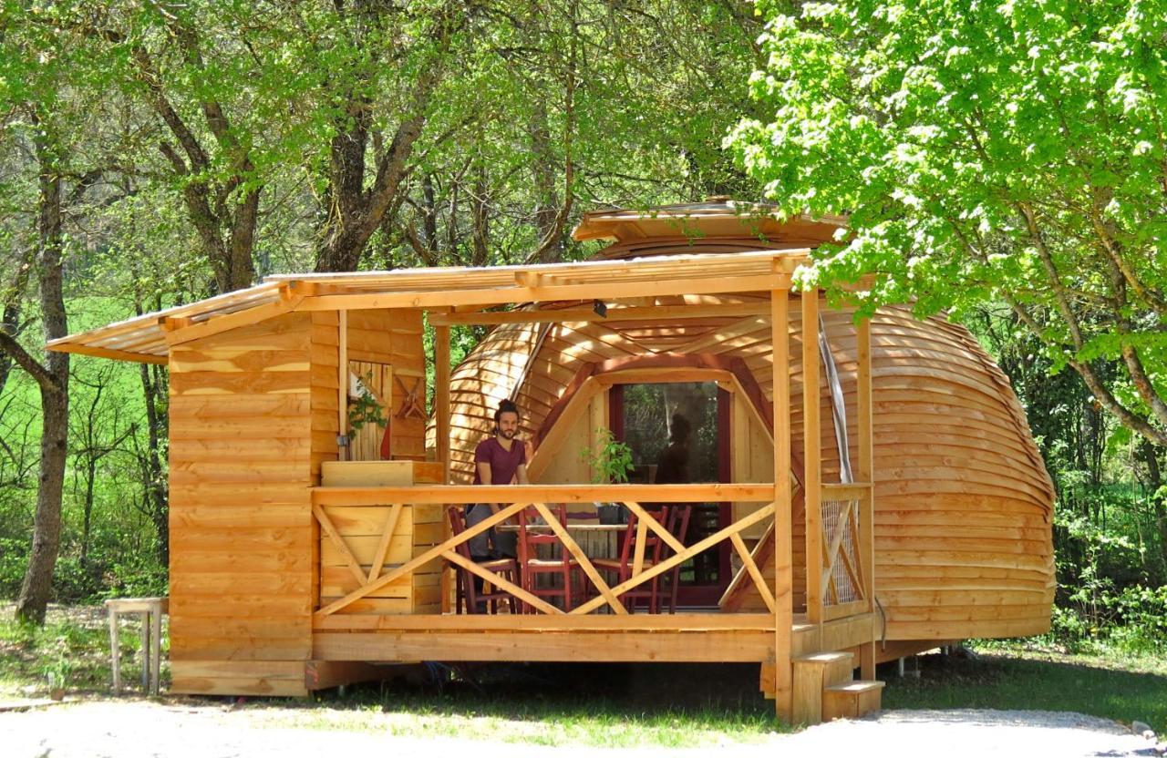 Habitat Createur - Hebergements Insolites Au Camping Municipal "Les Ecureuils" Recoubeau-Jansac Exterior photo