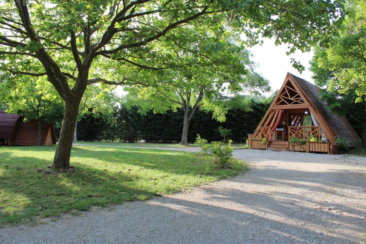 Habitat Createur - Hebergements Insolites Au Camping Municipal "Les Ecureuils" Recoubeau-Jansac Exterior photo